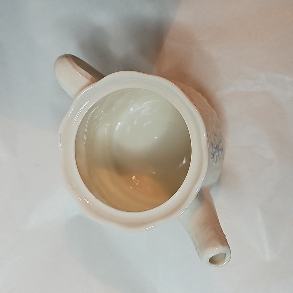 Belleek Parian China Mini Teapot with Blue Snow Flakes - Picture 5 of 7